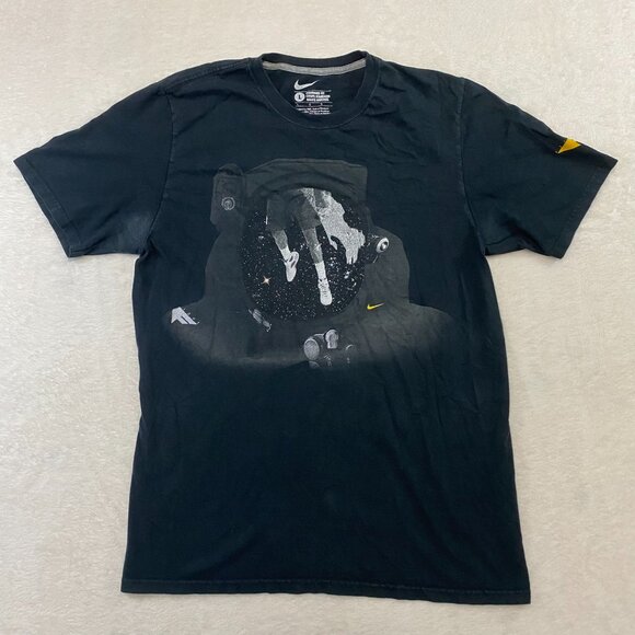 Nike Standard Fit Astronaut Jordan Flight T-shirt Men's Large Black Basketball - Picture 1 of 9